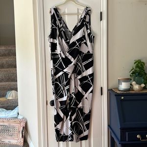 Bryant Black/White Geometric maxi dress